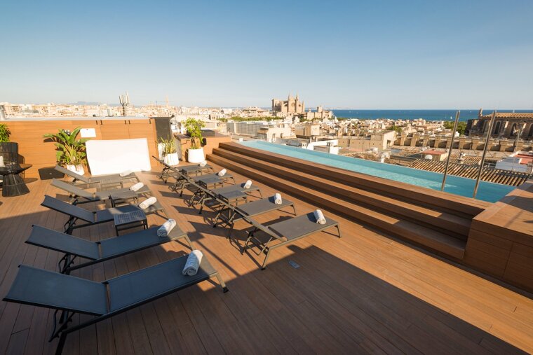 8 Best rooftop bars in Palma de Mallorca