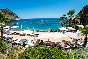 Amante Beach Club, Cala Llonga terrace