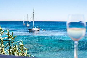 Amante Beach Club, Cala Llonga terrace