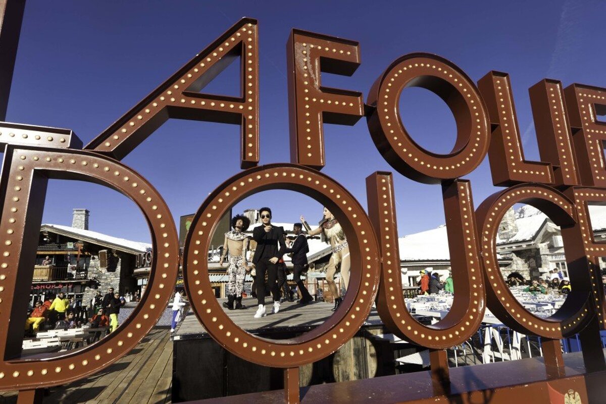 La Folie Douce, Val d'Isere restaurant terrasse