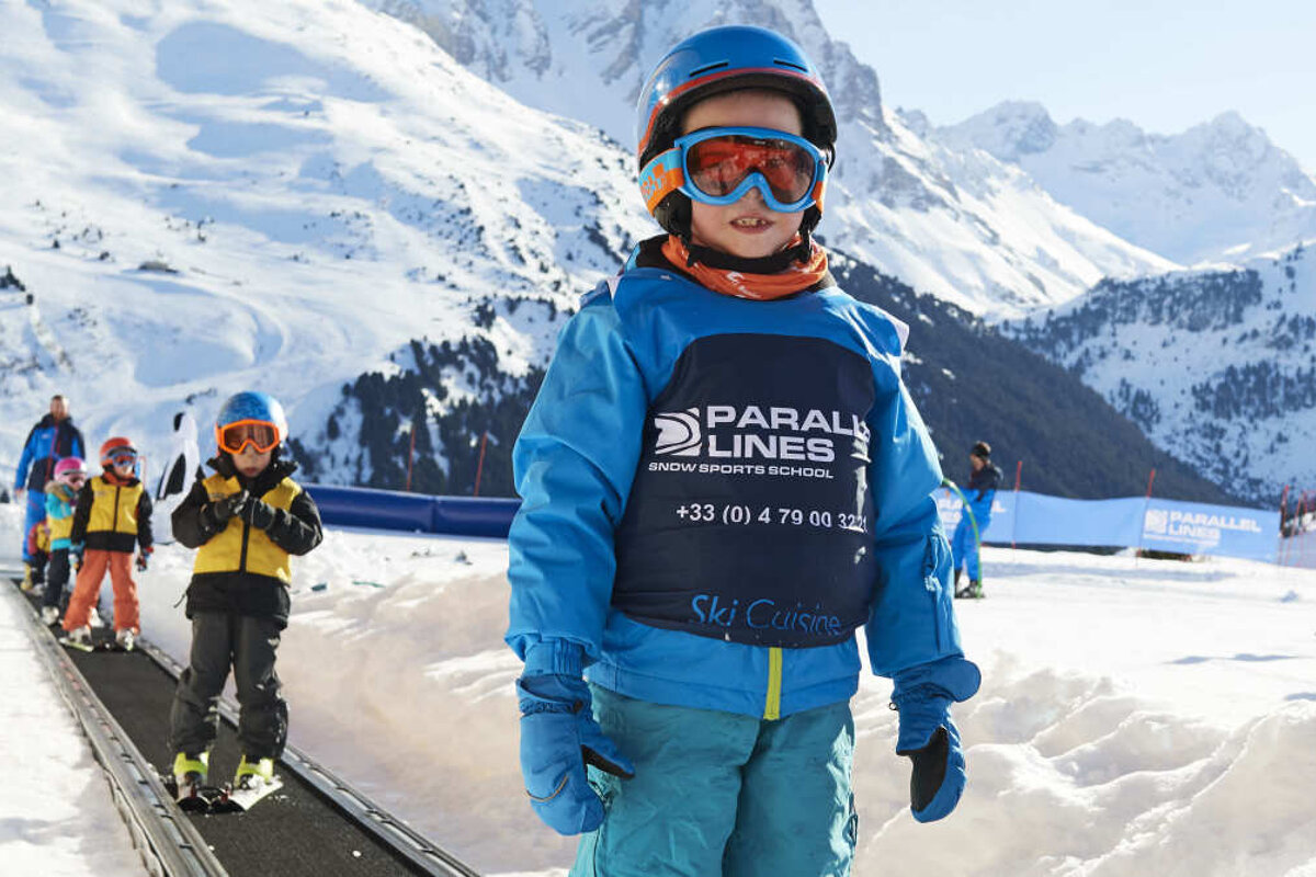 Parallel Lines Snow Sports School Group Ski Lessons, Meribel kids lessons