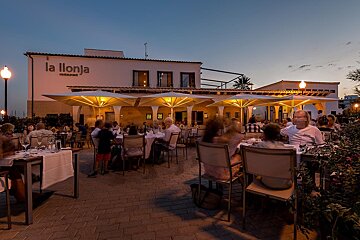 Terrace at La Llonga restaurant in the evening