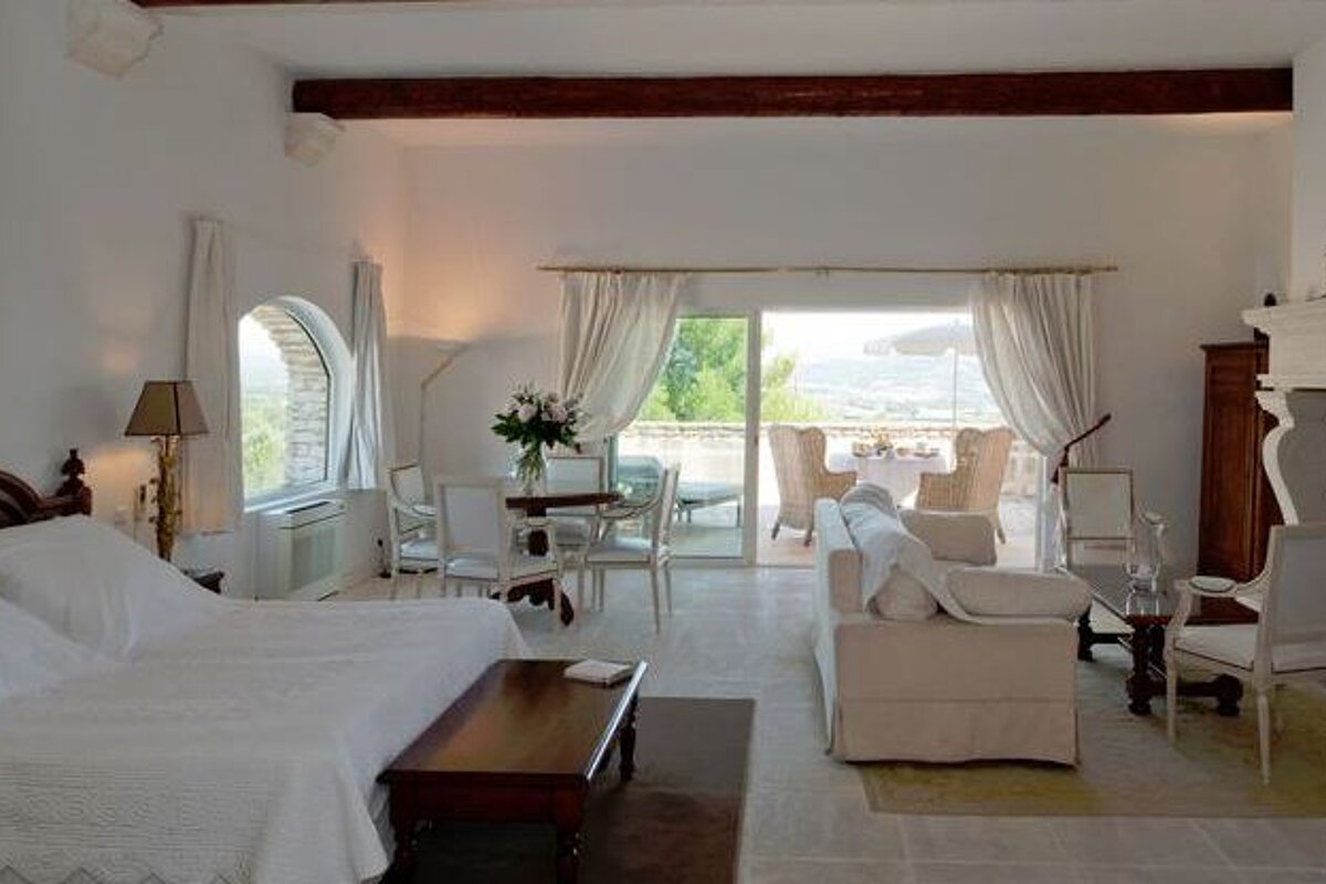 a picture of a hotel suite at Le Phebus Hotel & Spa, Joucas (nr Gordes)