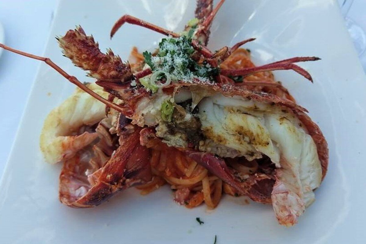 Les Viviers du Pilon Restaurant, Saint-Tropez style of cuisine