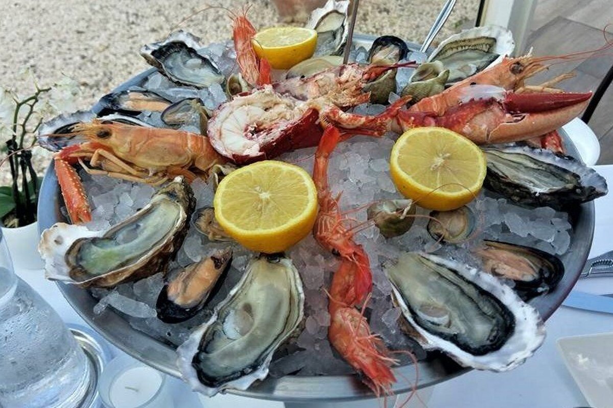 Les Viviers du Pilon Restaurant, Saint-Tropez style of cuisine