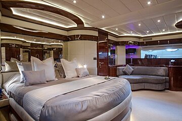 Mochi 85' 25.75m Motor Yacht, Palma Centre & Marina cabin