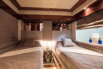 Mochi 85' 25.75m Motor Yacht, Palma Centre & Marina cabin