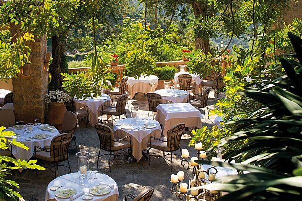 the terrace at El Olivo in Mallorca