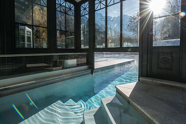Hotel Mont Blanc Spa, Chamonix Main Town pool