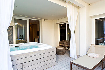 a picture of a hotel suite at Pure Salt - Garonda Hotel, Playa de Palma - Can Pastilla