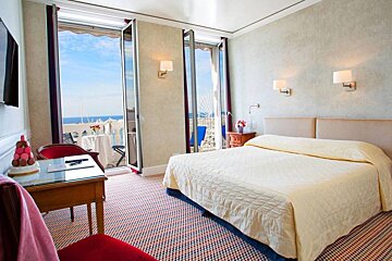 Splendid Hotel, Cannes double bedroom