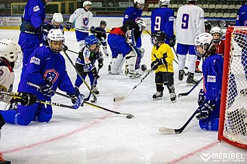 French Cup ice hockey, Meribel