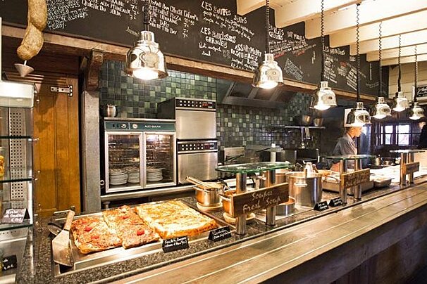 La Folie Douce La Petite Cuisine Restaurant, Val Thornes interior