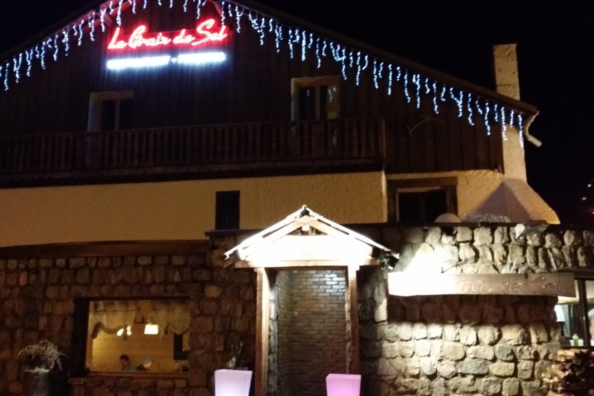 Le Grain de Sel Restaurant Review exterior