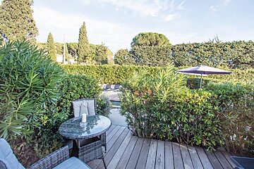 Le Mandala Hotel, Saint Tropez terrace