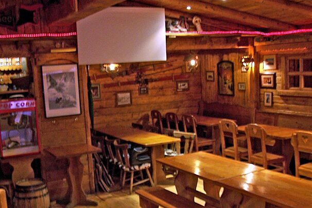 Mountain Cafe Restaurant, Arc 1800 interior