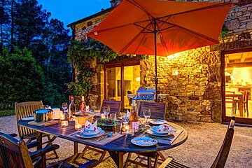 Lou Calvel Villa, Cazals