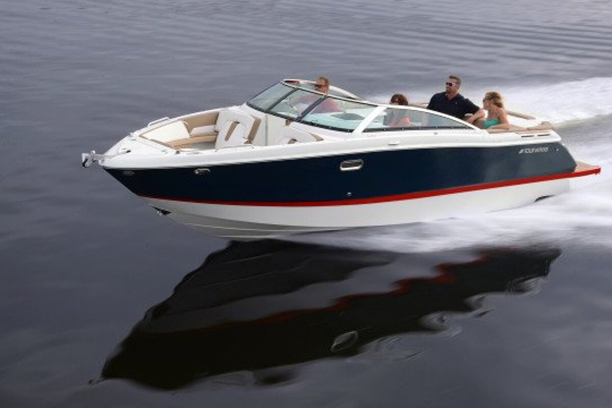 6 person Motor Boat, exterior