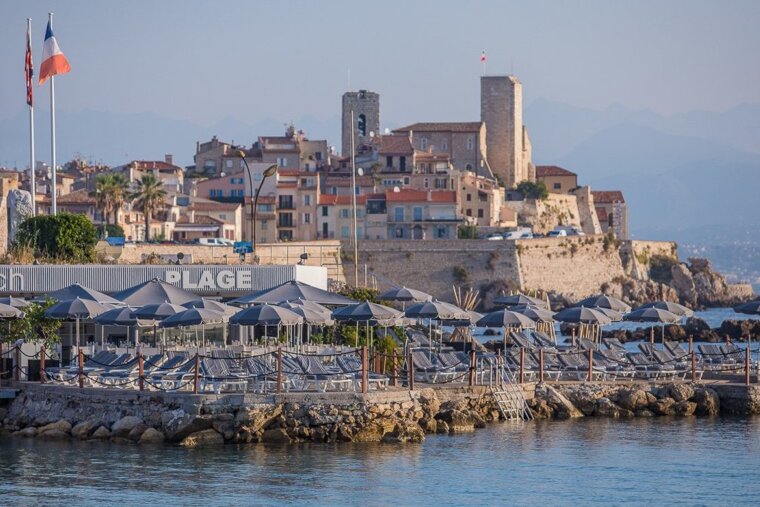 Coolest bathing spots in Antibes summer 2019