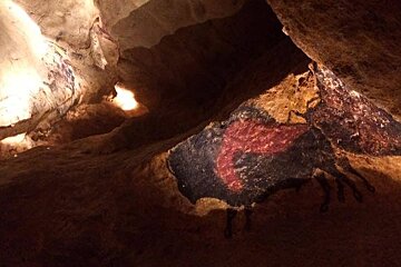 cave art in lascaux 4