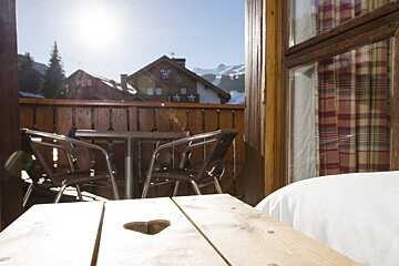 Le Roc Hotel, Meribel Centre balcony