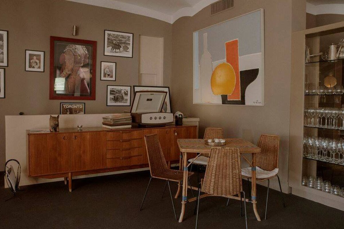 Auberge la Feniere Hotel, Cadenet lounge room 