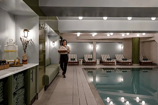 The pool at Experimental Chalet Spa