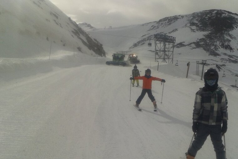 School holiday ski trips to Les Deux Alpes 2018