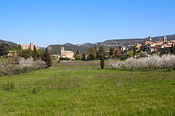 a village and castle in provence
