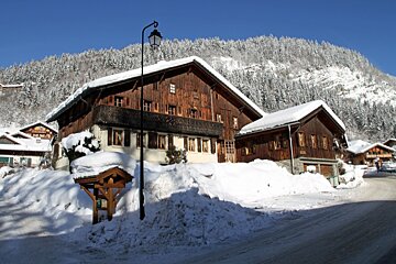Beziere Chalet, Morzine Old Town exterior