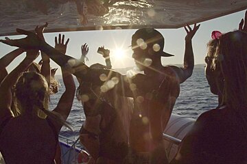 Cirque de la Nuit Pool and Boat Party Trip