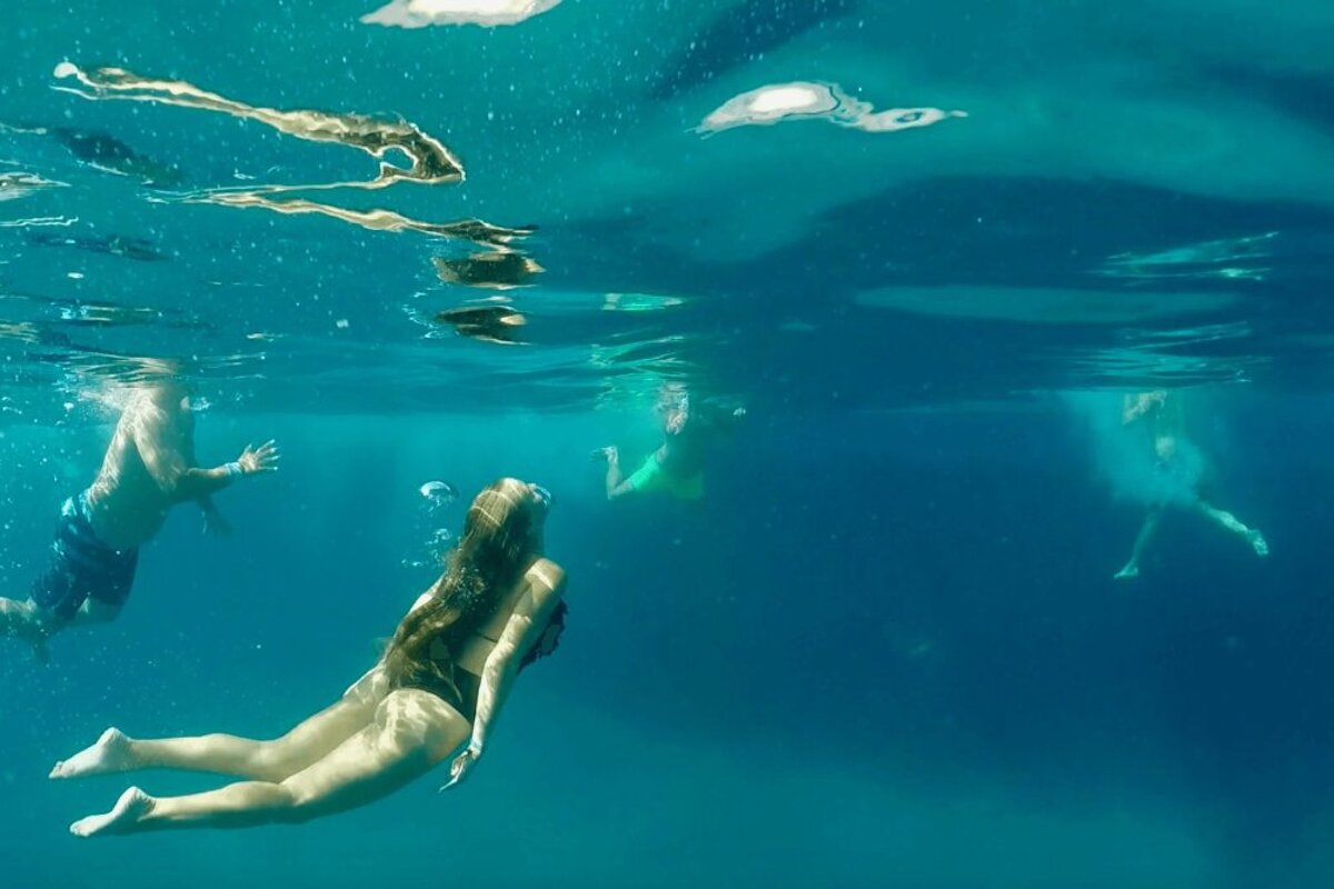 Cirque de la Nuit Pool and Boat Party Trip