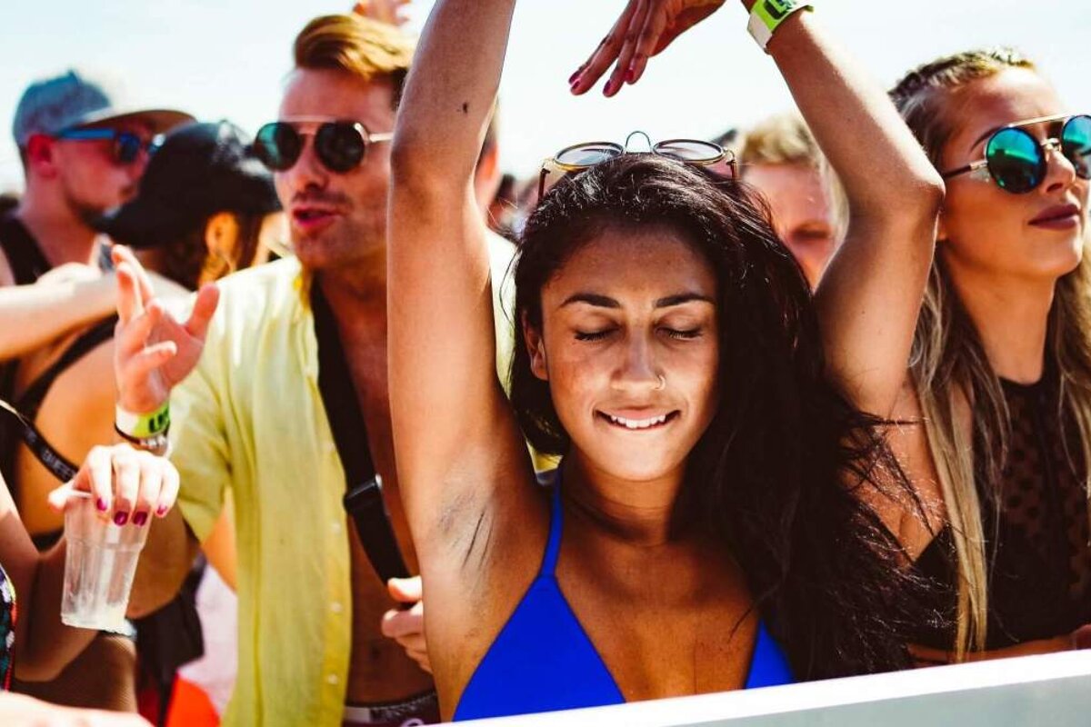 Cirque de la Nuit Pool and Boat Party Trip