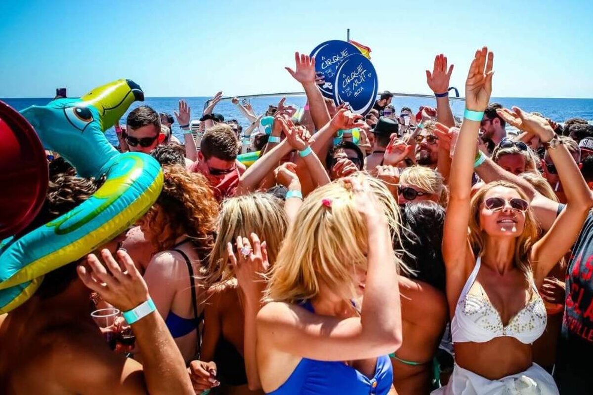 Cirque de la Nuit Pool and Boat Party Trip