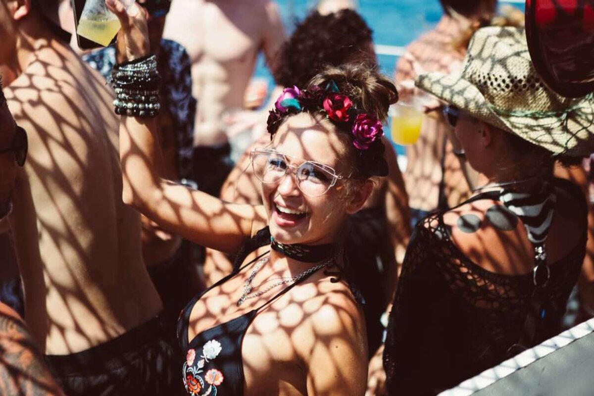 Cirque de la Nuit Pool and Boat Party Trip