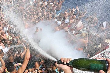 Cirque de la Nuit Pool and Boat Party Trip