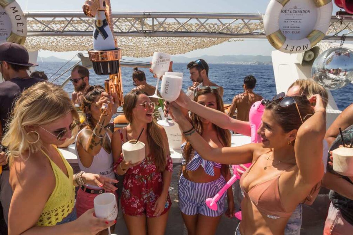 Cirque de la Nuit Pool and Boat Party Trip
