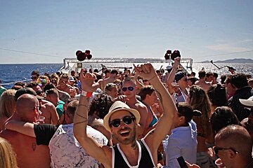 Cirque de la Nuit Pool and Boat Party Trip