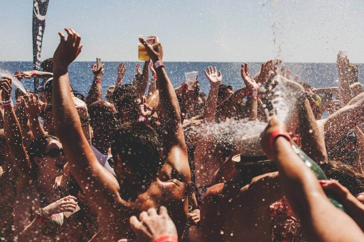 Cirque de la Nuit Pool and Boat Party Trip