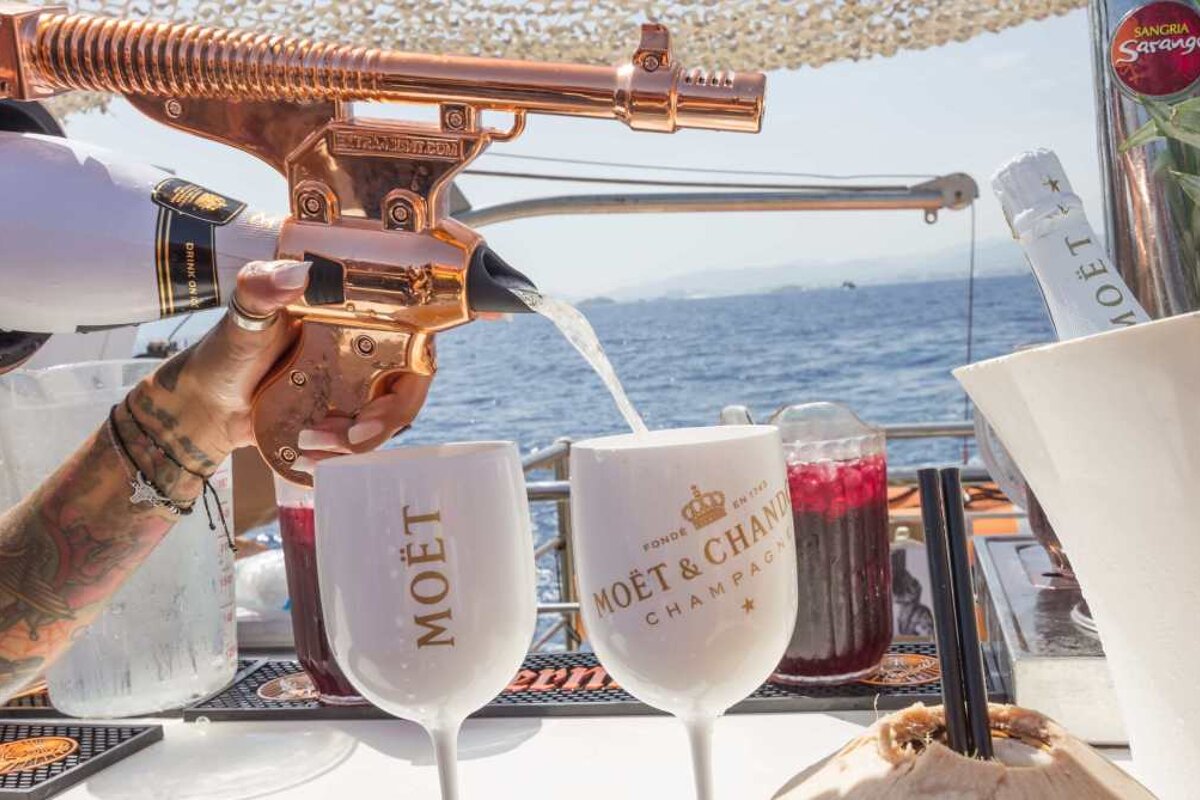 Cirque de la Nuit Pool and Boat Party Trip