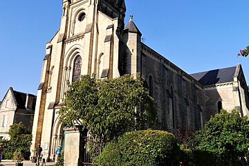 Church in town of le bugue