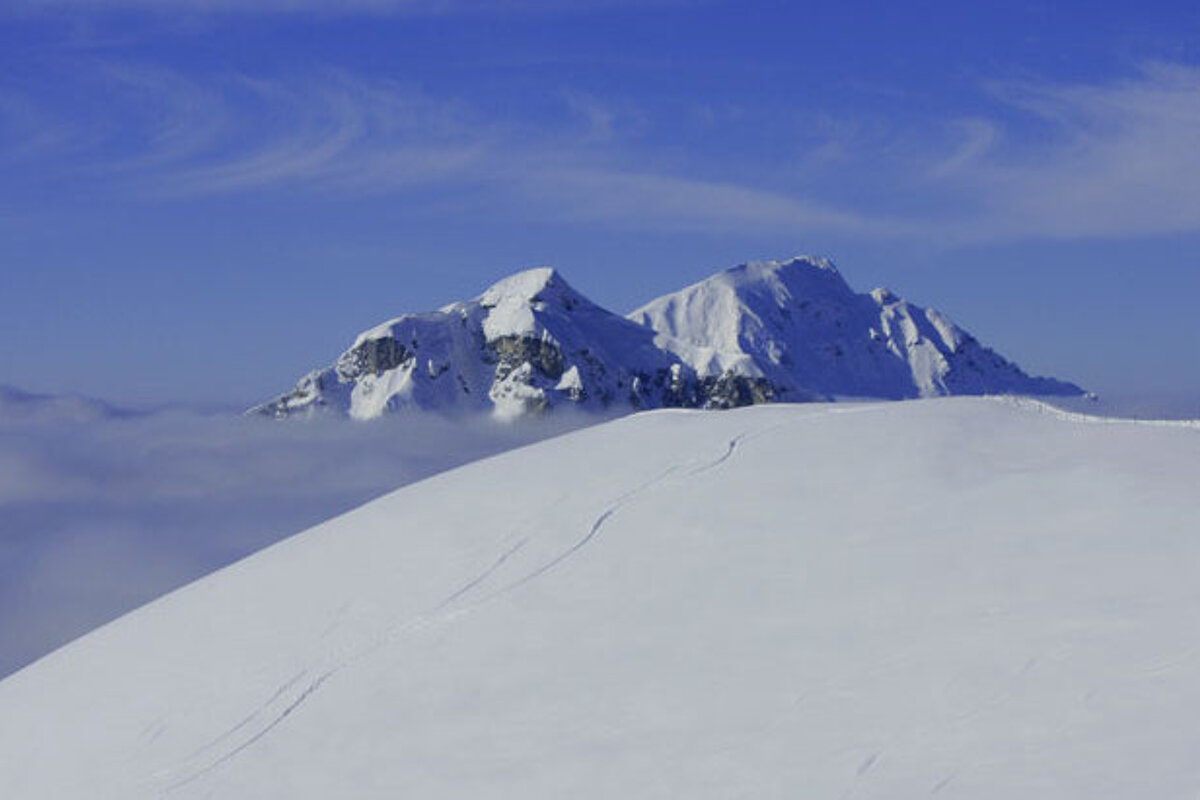 Ski Beyond Ski School, [resname}