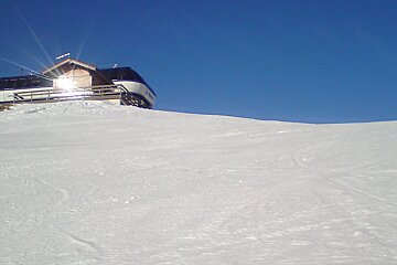 a ski lift in les arcs