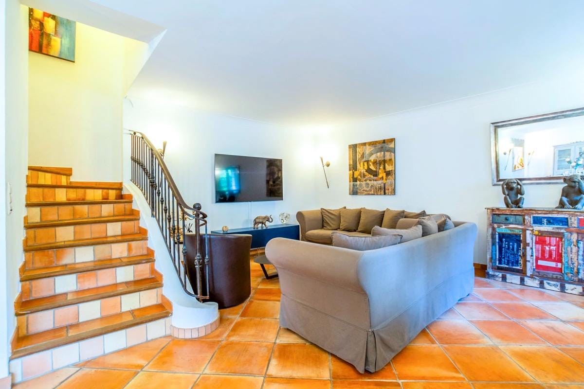 Papillon Villa, Grasse