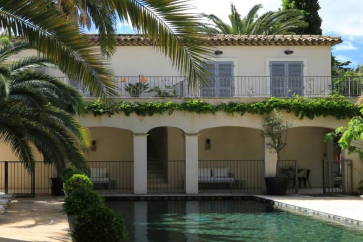 La Mare aux Oiseaux, Saint Joachim swimming pool