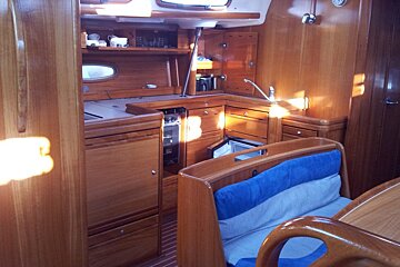 Bavaria 46 14m Sailing Yacht, Palma Centre & Marina dining