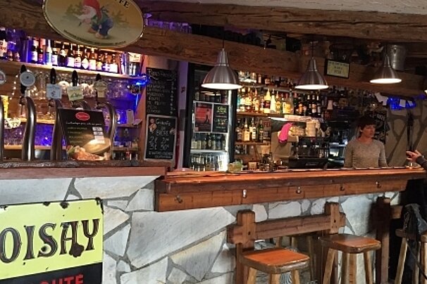 Eight Bar, Alpe d'Huez - Centre interior