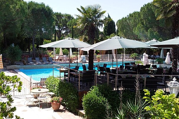 L'Olivier, Pertuis restaurant terrasse