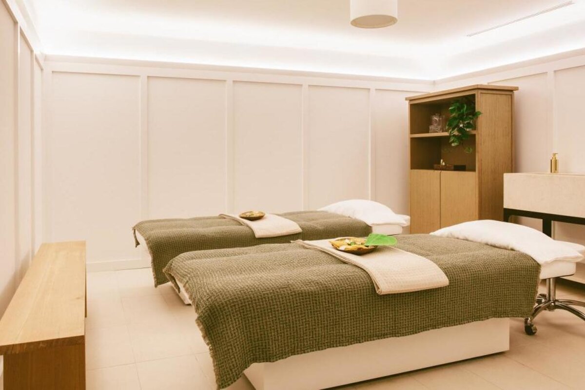 Lou Pinet Hotel & Spa, Saint-Tropez treatment room