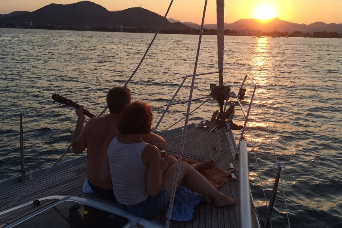 sunset boat trip alcudia